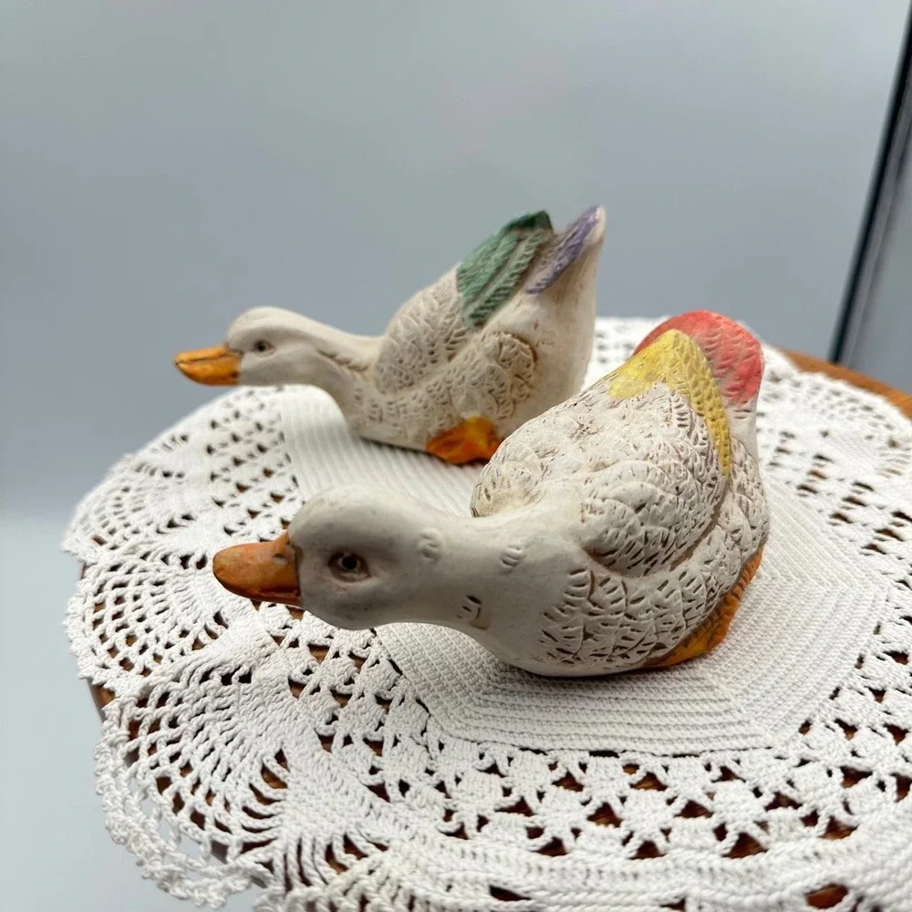 D.B.E Montreal Pottery Colored Ducks‎ Goose